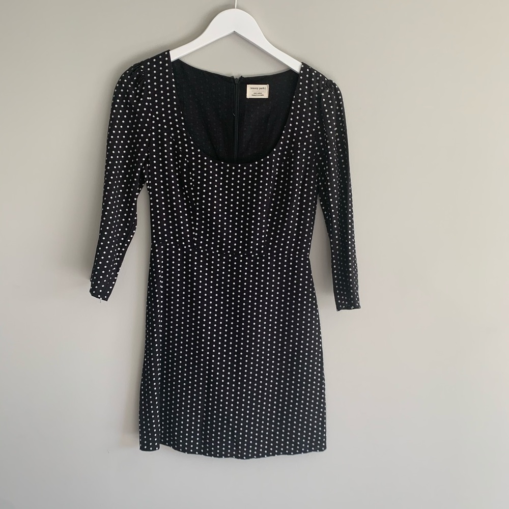 Polkadot 3/4 sleeve shift dress